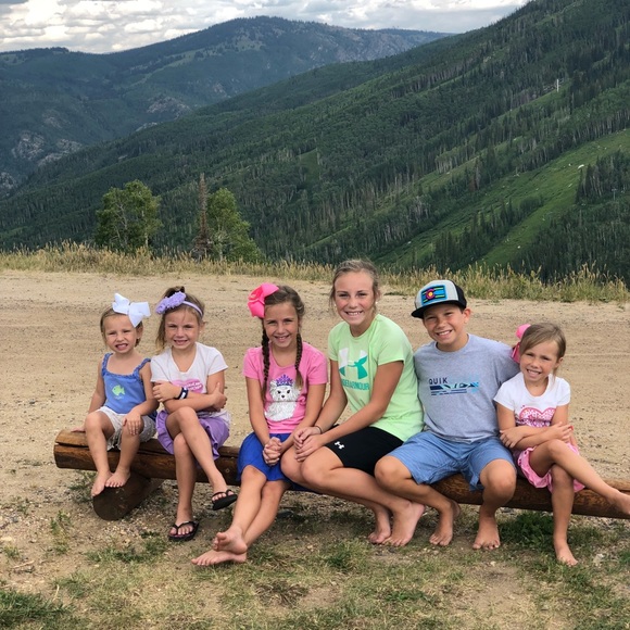 Meet your Posher, Tara 💓 - Picture 5 of 8